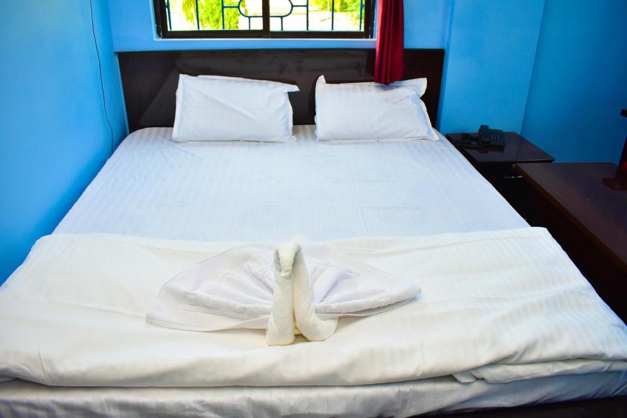 Hotel Royal Palace Bolpur Zewnętrze zdjęcie